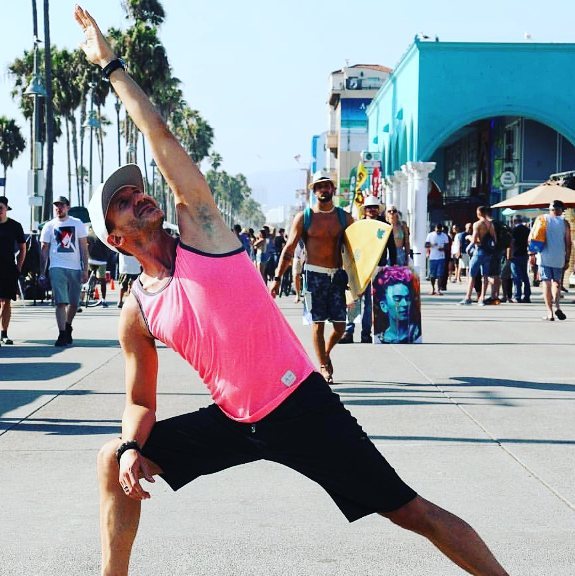 Men’s Lounge Shorts You Can Actually Wear Outside: From WFH to Airport Days