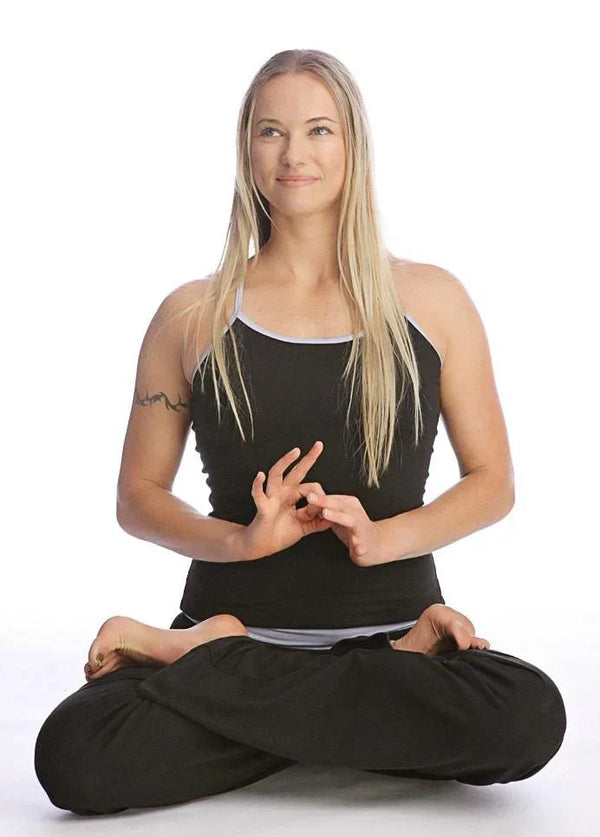 What Is a Halter Top? A Fashion Guide to this Iconic Year-Round Staple