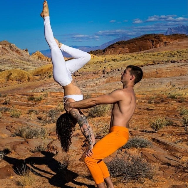 Yoga Leggings vs. Yoga Pants: Which is Better for Your Practice?