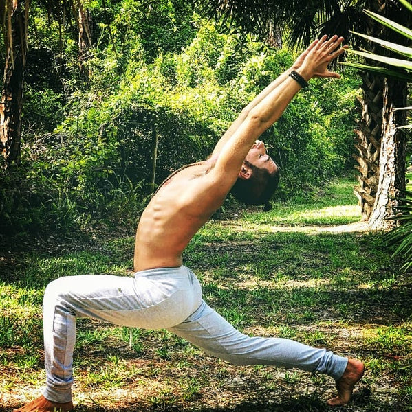 The Fabric Test: Which Yoga Pants Actually Hold Shape After a Full Day