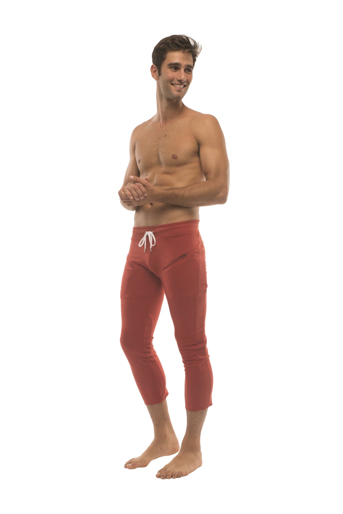 Mens 4/5 Zipper Pocket Capri Yoga Pants (Solid Cinnabar Red) – 4-rth